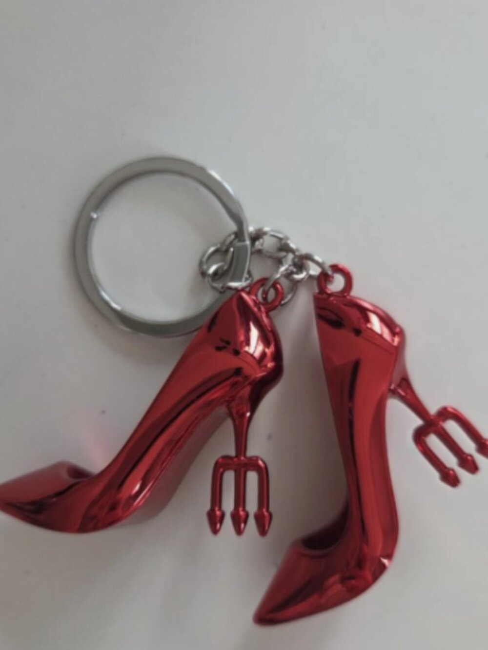 "The Devil Wears Prada 2" Exclusive  Movie High Heel Metal Keychain new